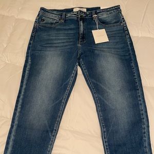 NWT KanCan High Rise Suoer Skinny Ladies Jeans Size 15/31 (Fit like a 12 / 14)